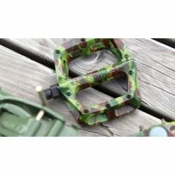 Pédales Plates DMR V6 (plastique) 34 Pédales Plates DMR V6 (plastique) -Selles et tiges Soldes DMR Pedals V6 Special Edit204