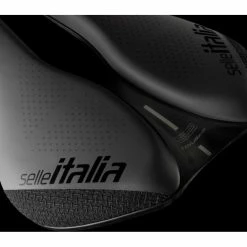 Selle Italia NOVUS X-Cross TM Boost EVO Superflow Saddle 8 Selle Italia NOVUS X-Cross TM Boost EVO Superflow Saddle -Selles et tiges Soldes Novus20Boost20Evo20X Cross20TM20Superflow CLOSEUP1