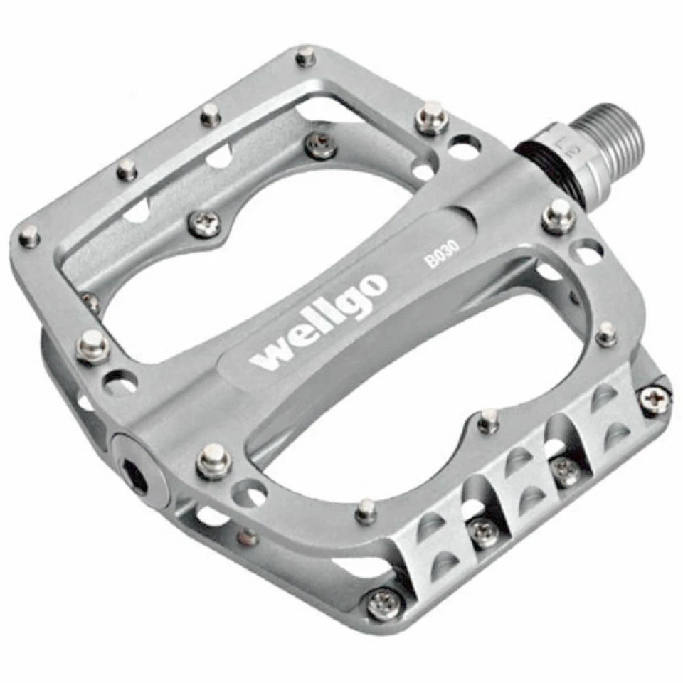 Wellgo B030 Alloy Platform Pedals 4 Wellgo B030 Alloy Platform Pedals – Image 2