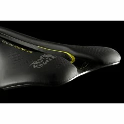 Selle Selle Italia SLR Boost Superflow TDF -Selles et tiges Soldes prod196552 Black Yellow NE 04